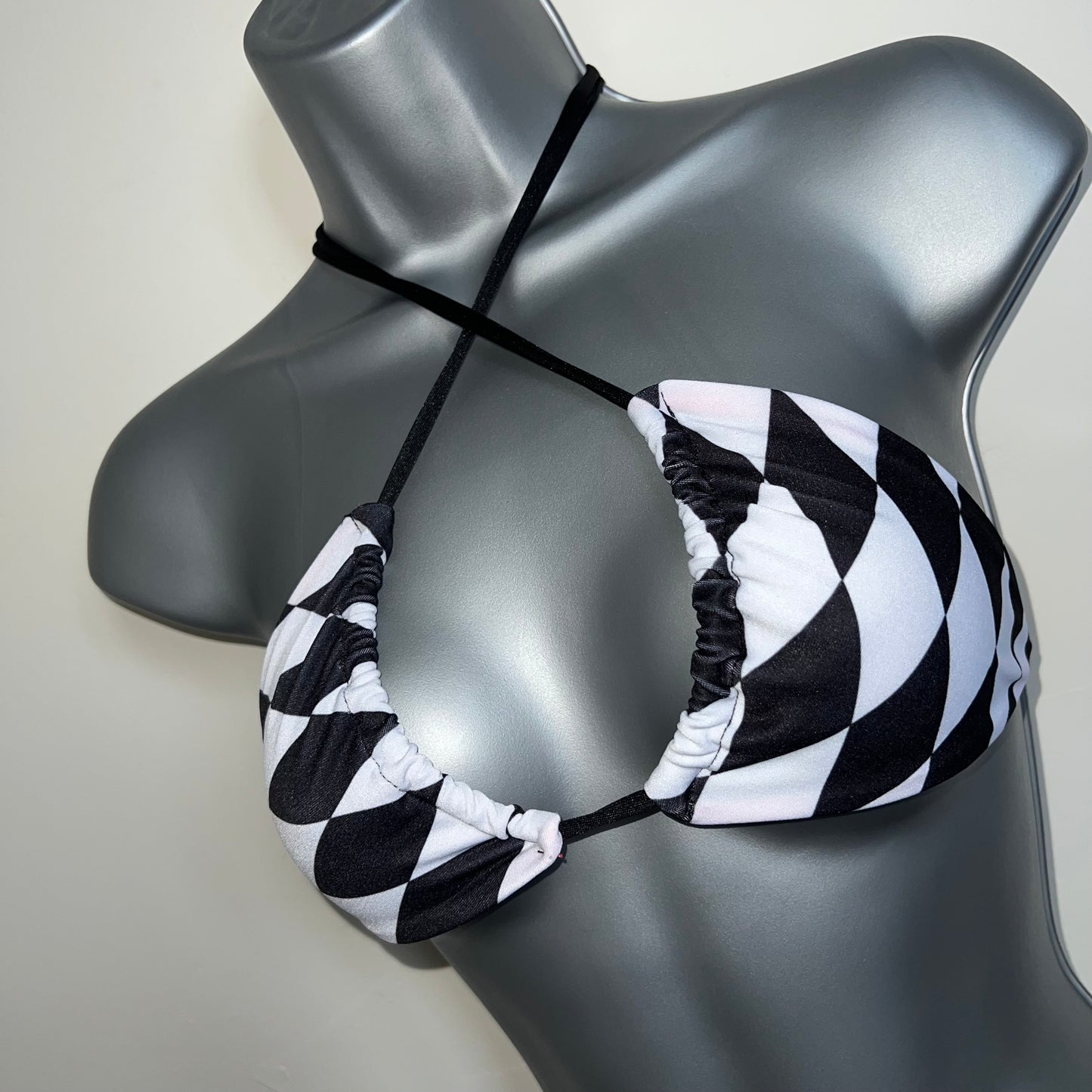 HANDMADE MONOCHROME TRIANGLE BIKINI TOP