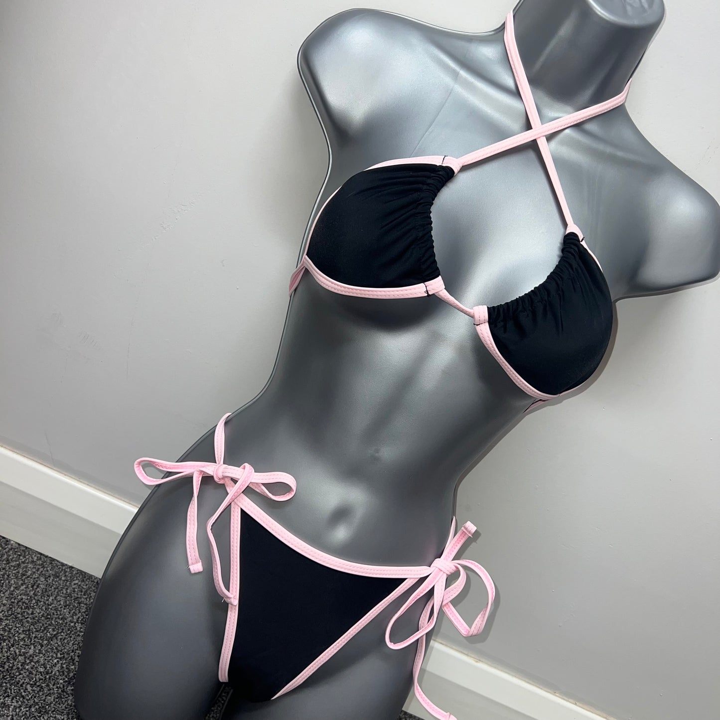 BABY PINK & BLACK CONTRAST BIKINI