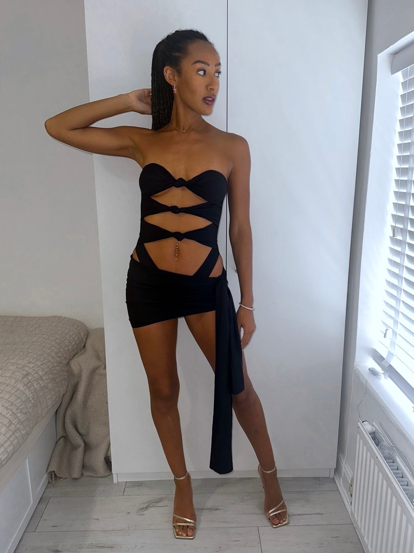 ‘LILIA’ TWIST SWIMSUIT TWO PIECE - BLACK