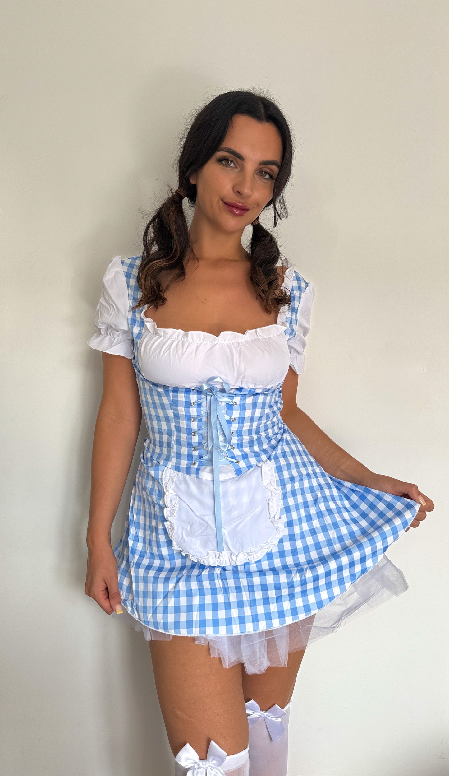 DOROTHY OUTFIT