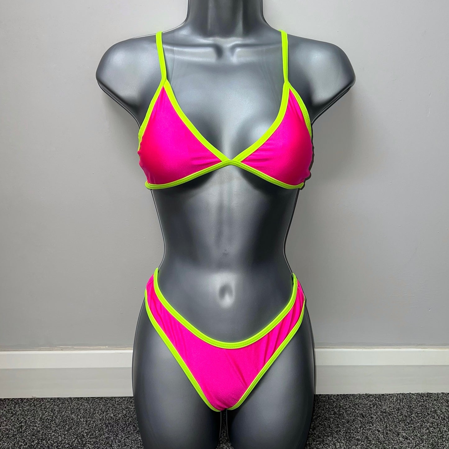 PINK CONTRAST BIKINI