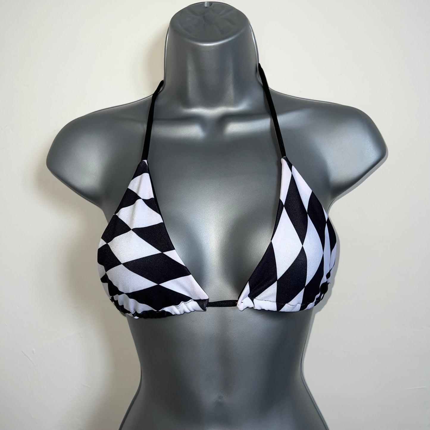 HANDMADE MONOCHROME TRIANGLE BIKINI TOP