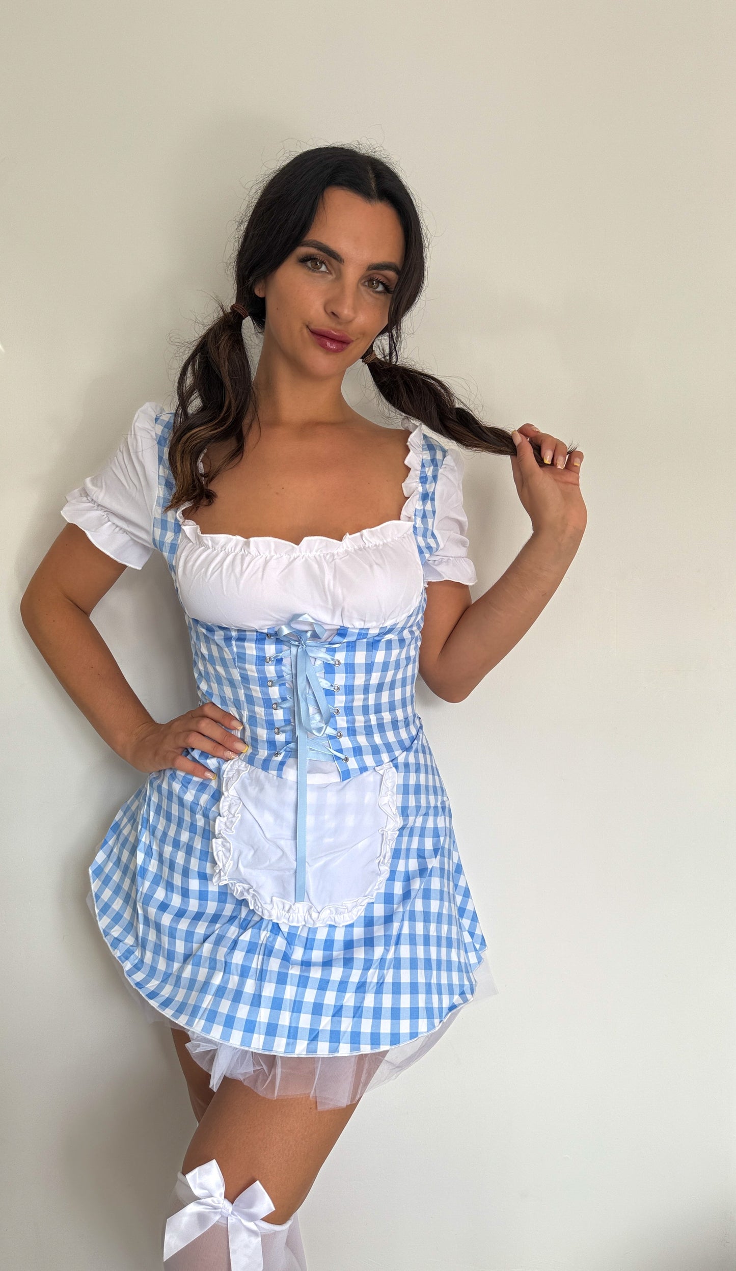 DOROTHY OUTFIT