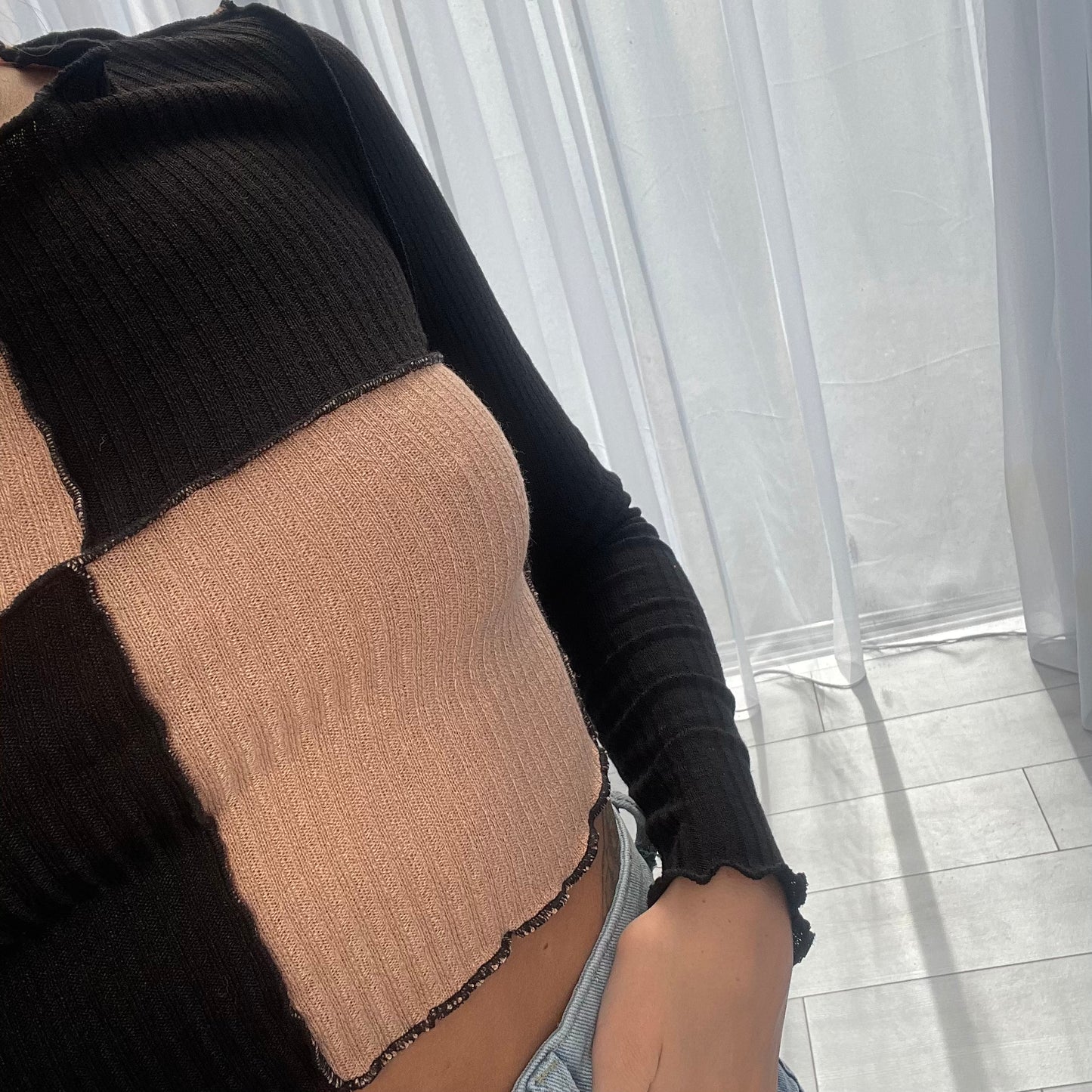 LONG SLEEVED PATCHWORK CROP TOP