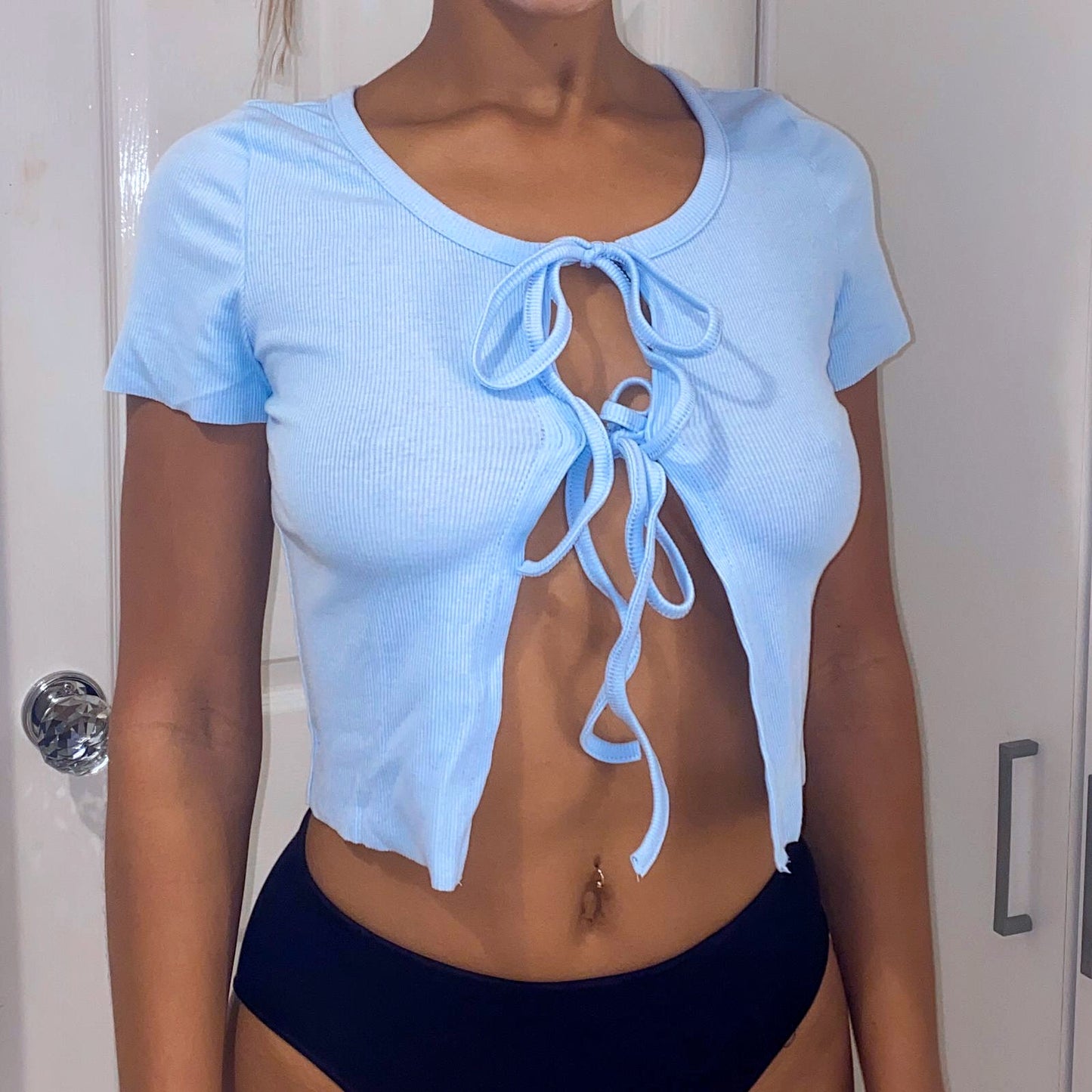 BLUE RIBBED TIE UP CROP TOP